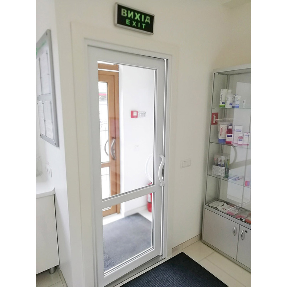 Металопластикові двері Veka Softline поворотно-відкидні 800 x 2000 мм