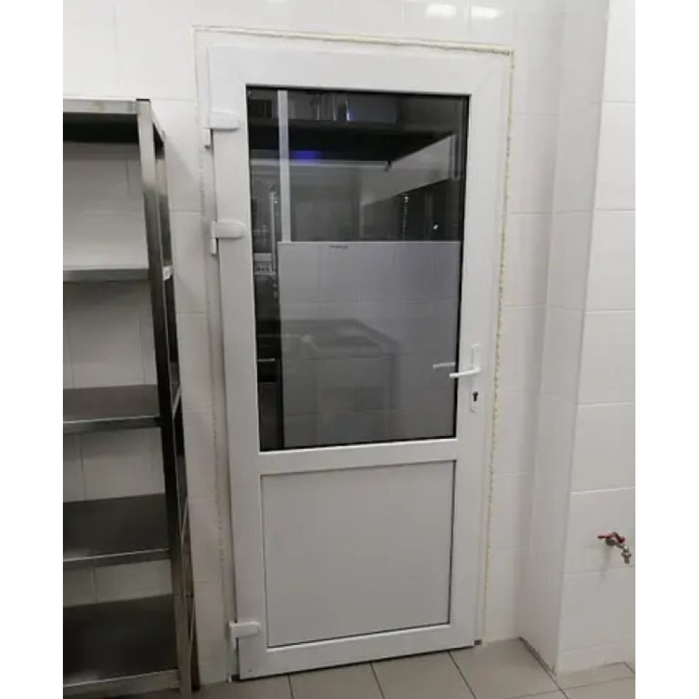 Металопластикові двері WDS 5S поворотно-відкидне 900 x 2200 мм